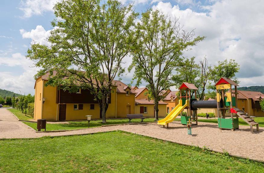 Lagrange Vacances Les Bastides De Lascaux Монтиняк Екстериор снимка