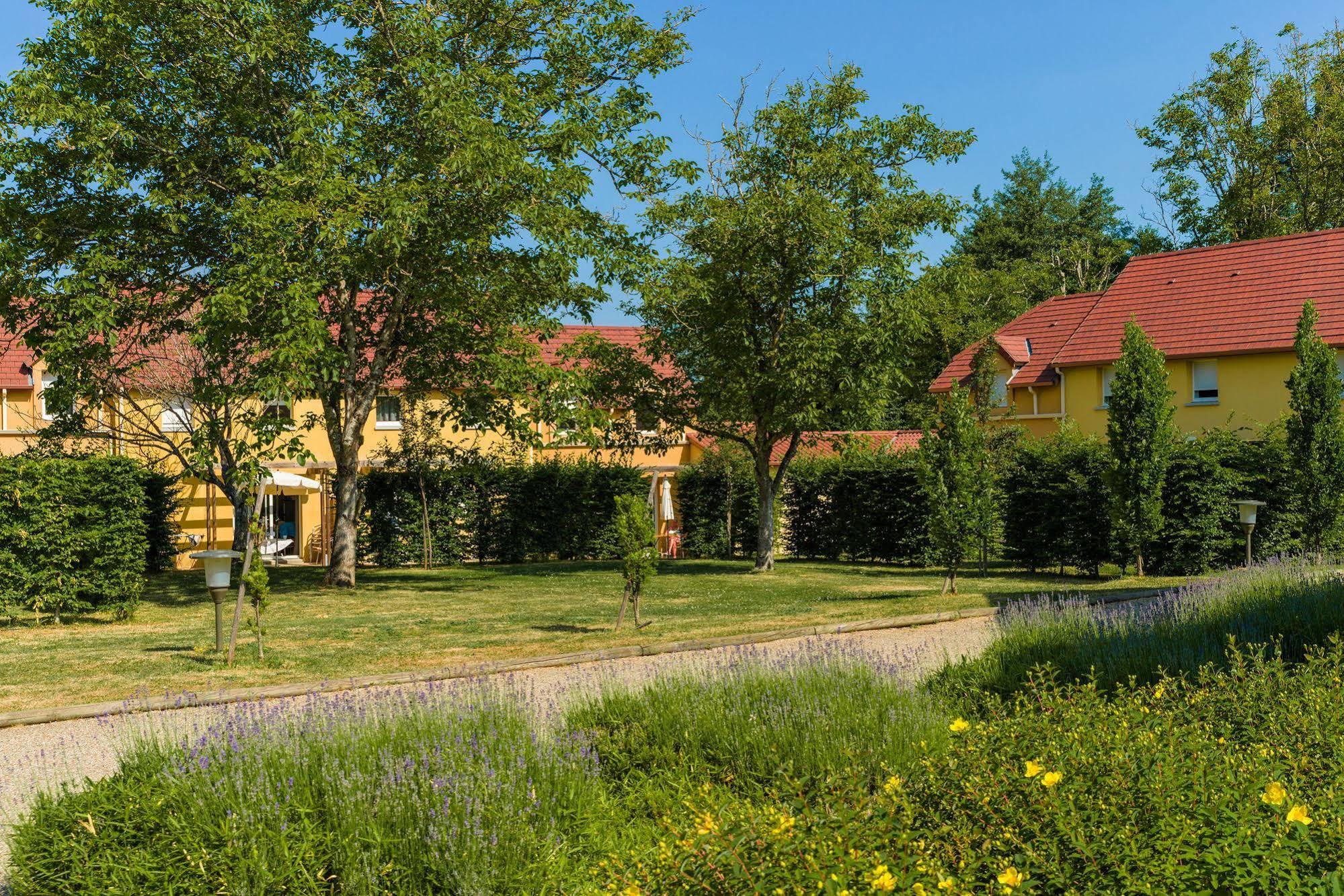 Lagrange Vacances Les Bastides De Lascaux Монтиняк Екстериор снимка