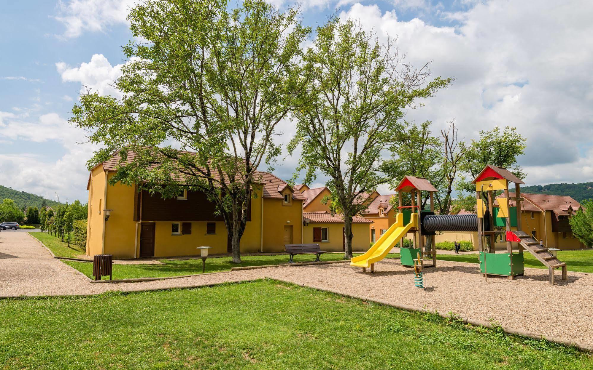 Lagrange Vacances Les Bastides De Lascaux Монтиняк Екстериор снимка